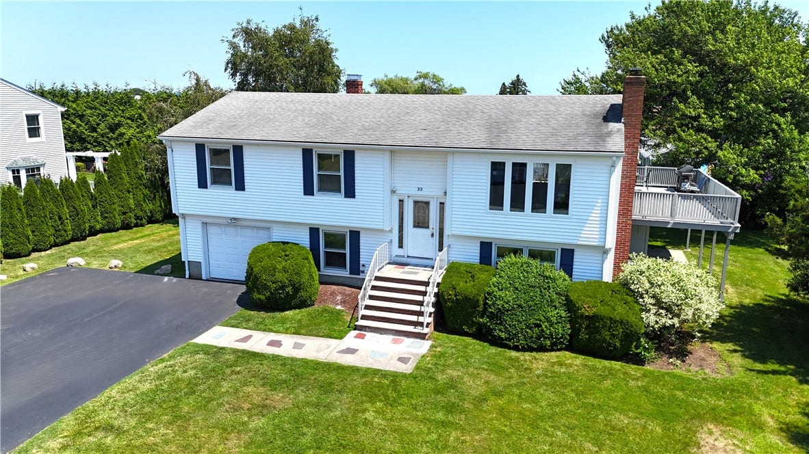 33 Glendale Road, Narragansett, RI 02882 33 Glendale Road, Narragansett, RI 02882
