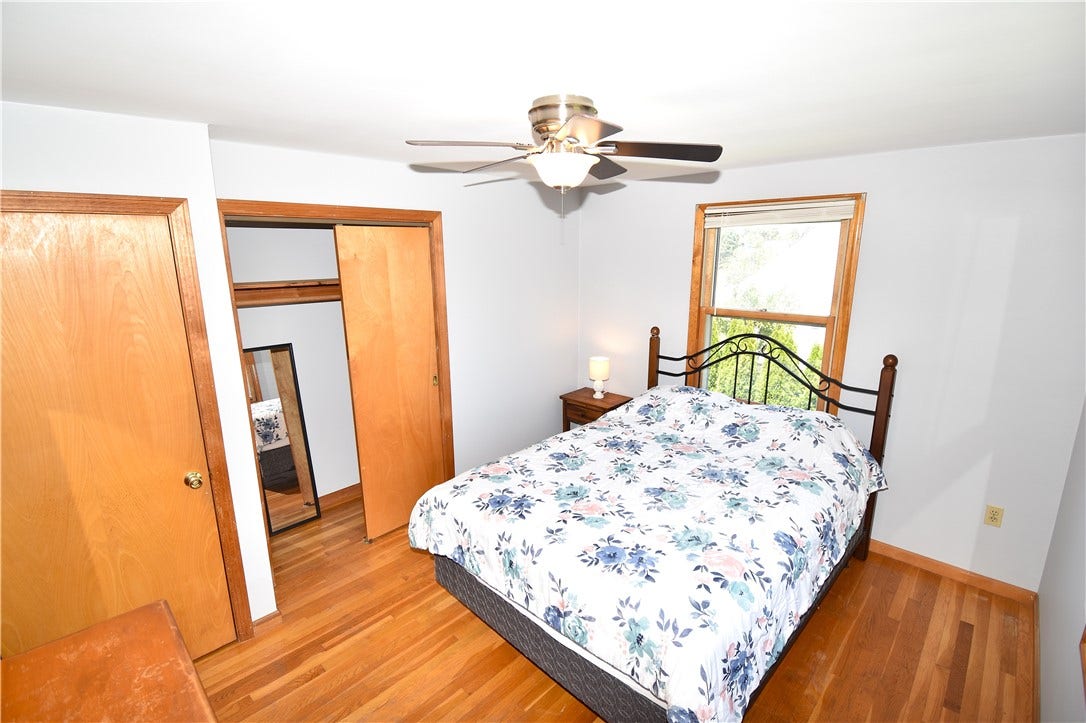 33 Glendale Road, Narragansett, RI 02882 33 Glendale Road, Narragansett, RI 02882