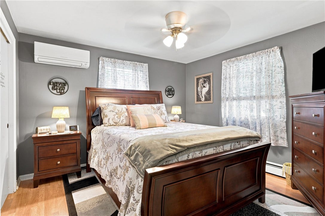 121 COLUMBIA Avenue, Coventry, RI 02816