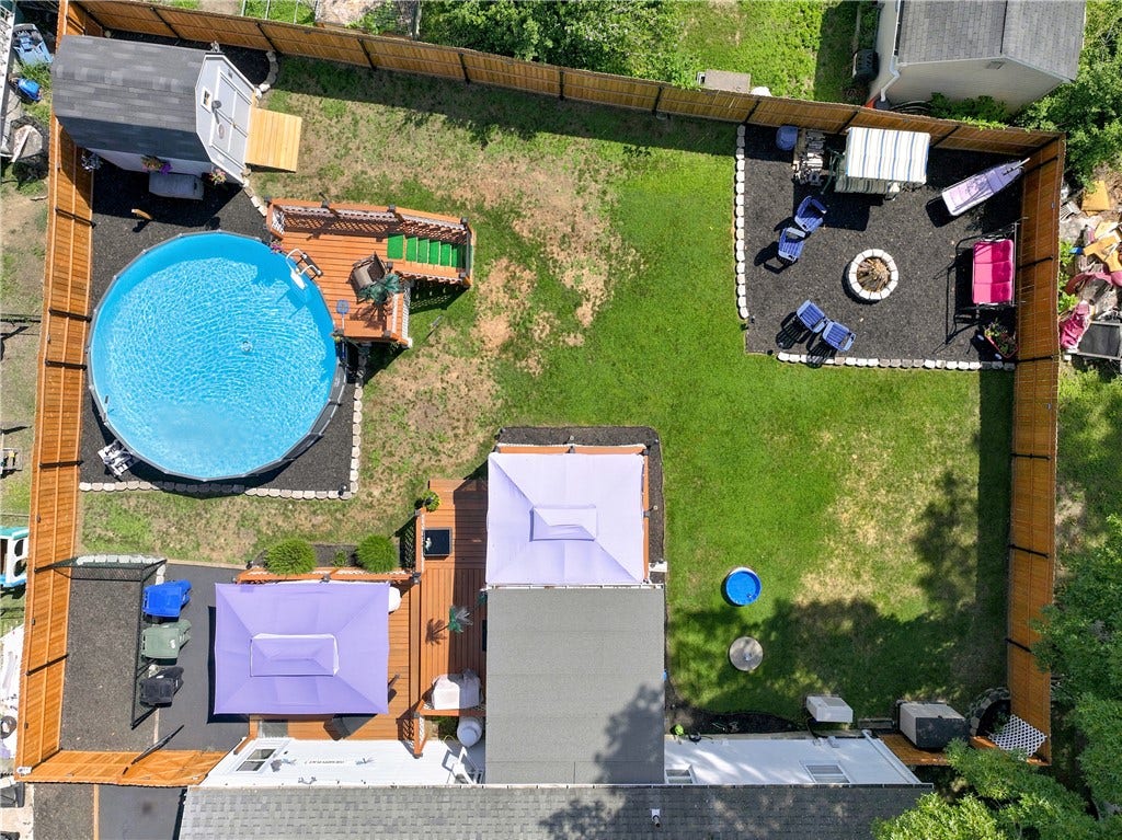 121 COLUMBIA Avenue, Coventry, RI 02816