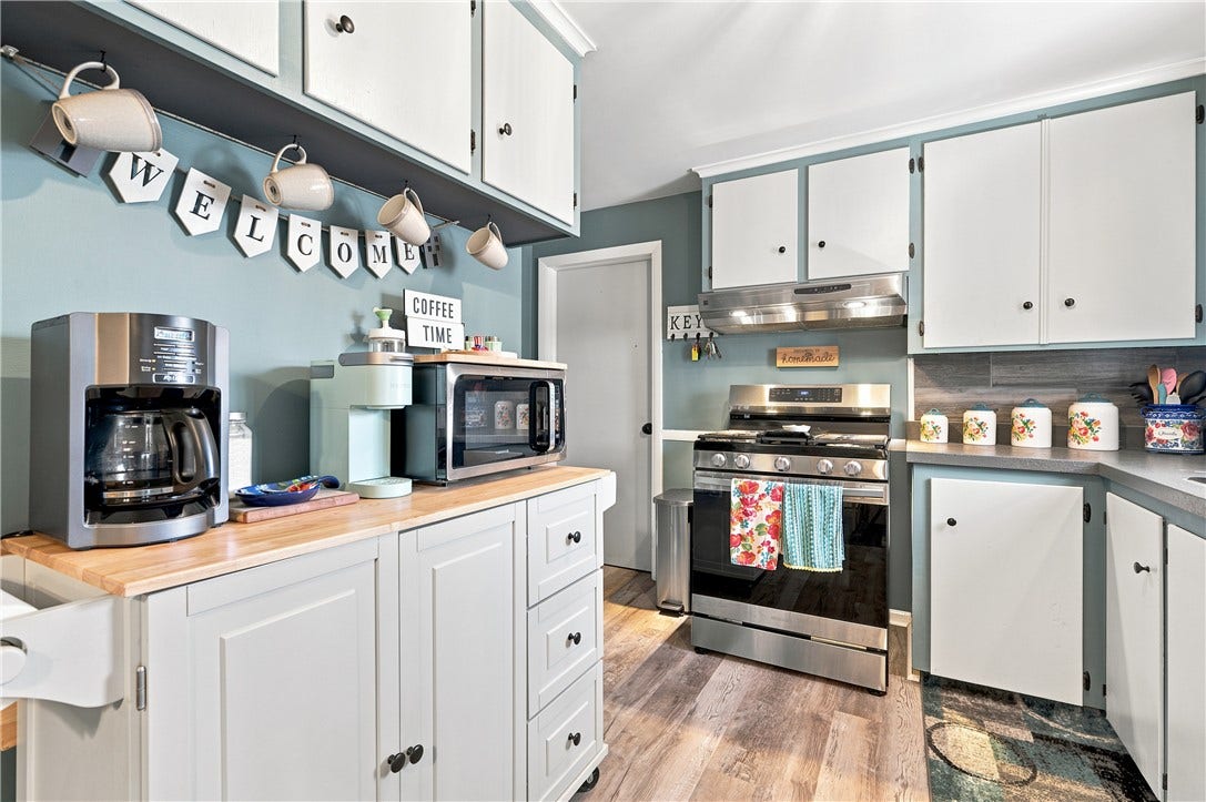 121 COLUMBIA Avenue, Coventry, RI 02816