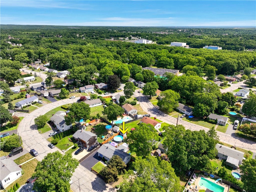 121 COLUMBIA Avenue, Coventry, RI 02816
