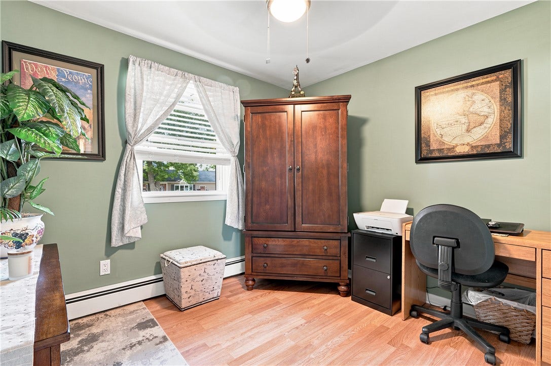 121 COLUMBIA Avenue, Coventry, RI 02816
