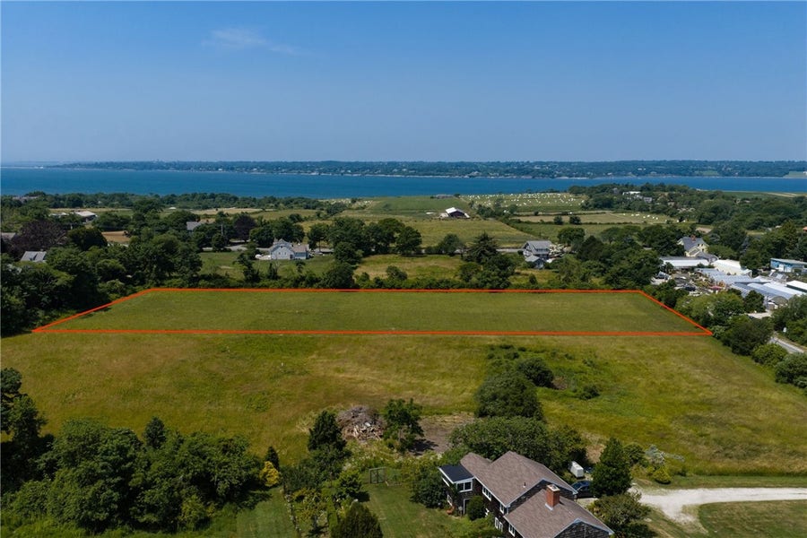 Property photo for 262 Peckham Road, Little Compton, RI