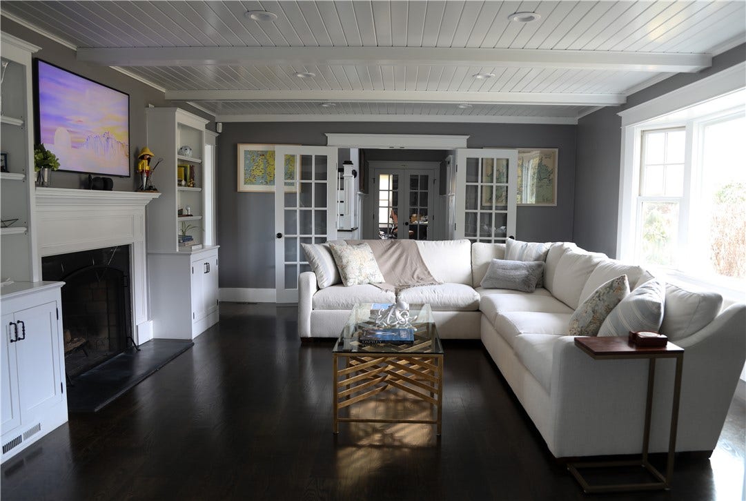 260 Fisher Circle, Portsmouth, RI 02871 260 Fisher Circle, Portsmouth, RI 02871