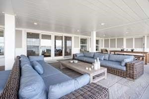 260 Fisher Circle, Portsmouth, RI 02871 260 Fisher Circle, Portsmouth, RI 02871