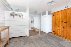 260 Fisher Circle, Portsmouth, RI 02871 260 Fisher Circle, Portsmouth, RI 02871