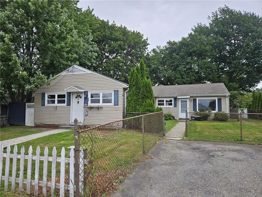 Property photo for 28 Ludlow Road, Middletown, RI