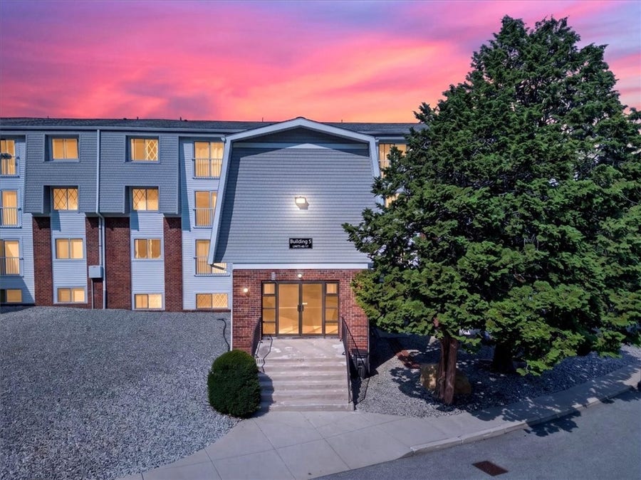 Property photo for 300 Smithfield Road, #5-56, North Providence, RI