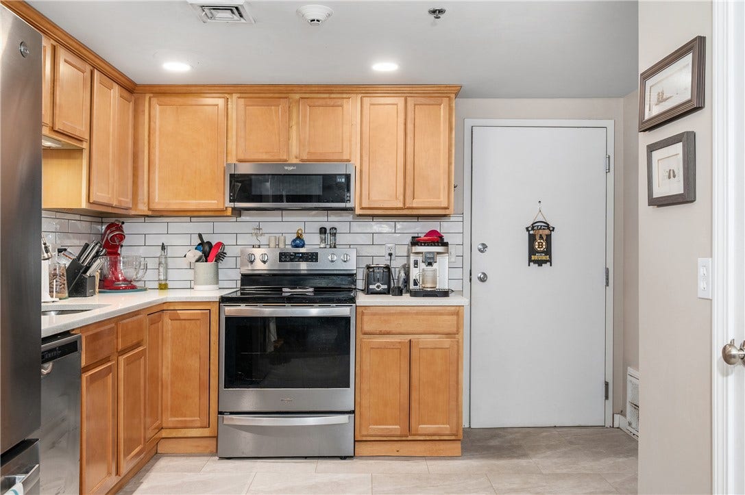 494 Woonasquatucket Avenue, #101, North Providence, RI 02911 494 Woonasquatucket Avenue, #101, North Providence, RI 02911
