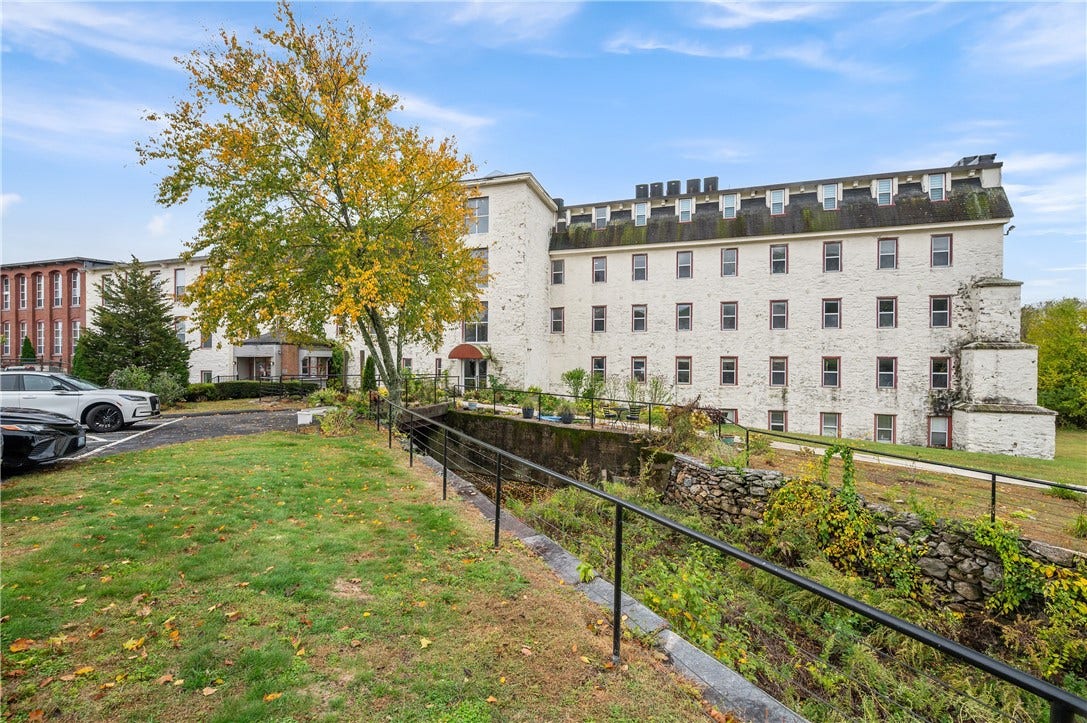 494 Woonasquatucket Avenue, #101, North Providence, RI 02911 494 Woonasquatucket Avenue, #101, North Providence, RI 02911