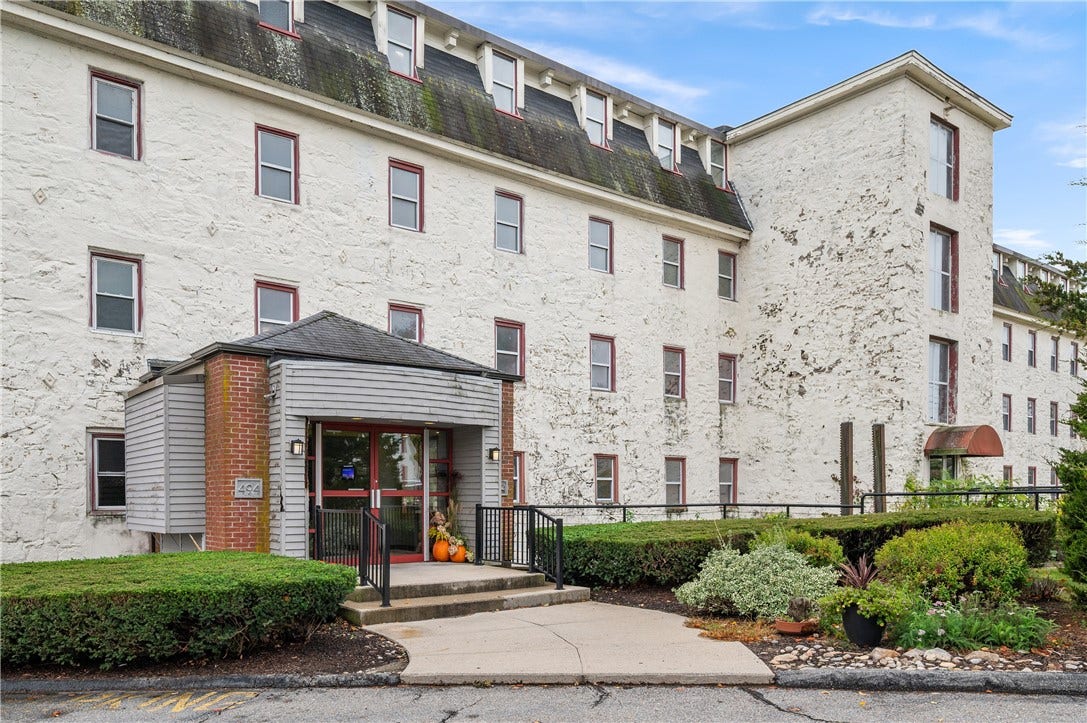 494 Woonasquatucket Avenue, #101, North Providence, RI 02911 494 Woonasquatucket Avenue, #101, North Providence, RI 02911