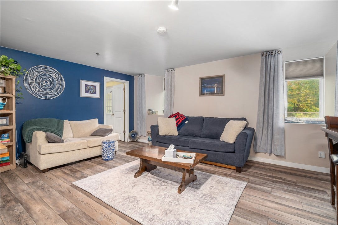 494 Woonasquatucket Avenue, #101, North Providence, RI 02911 494 Woonasquatucket Avenue, #101, North Providence, RI 02911
