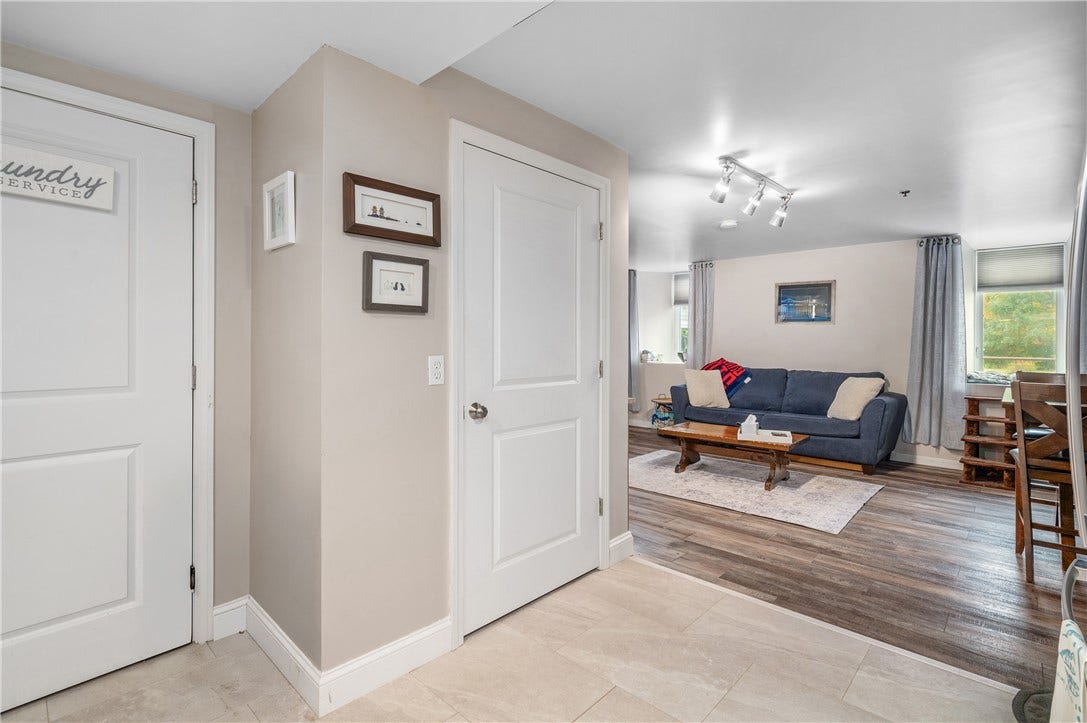494 Woonasquatucket Avenue, #101, North Providence, RI 02911 494 Woonasquatucket Avenue, #101, North Providence, RI 02911