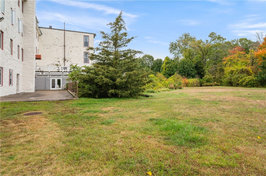 494 Woonasquatucket Avenue, #101, North Providence, RI 02911 494 Woonasquatucket Avenue, #101, North Providence, RI 02911