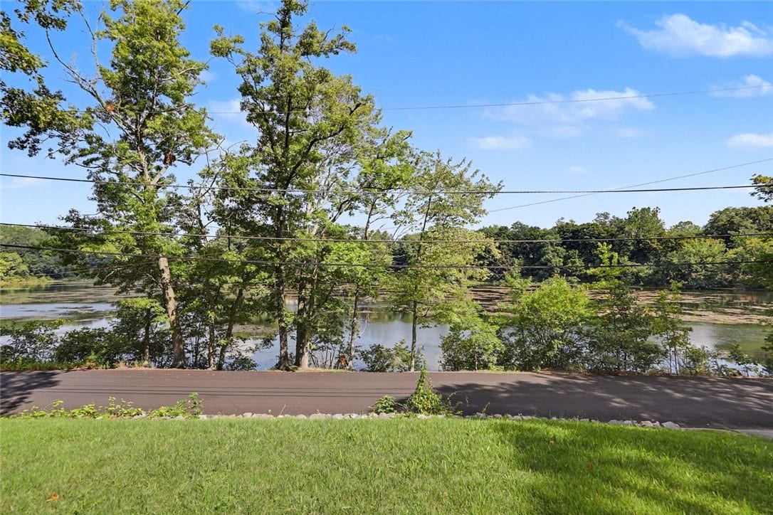 145 Grandview Avenue, Lincoln, RI 02865 145 Grandview Avenue, Lincoln, RI 02865