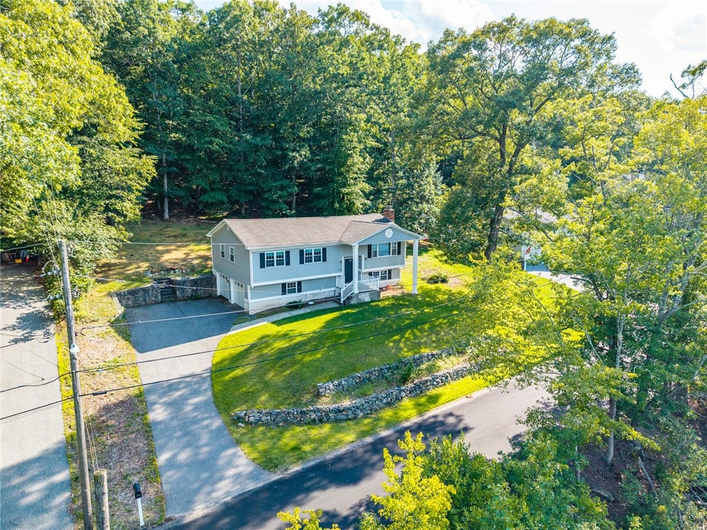 145 Grandview Avenue, Lincoln, RI 02865 145 Grandview Avenue, Lincoln, RI 02865