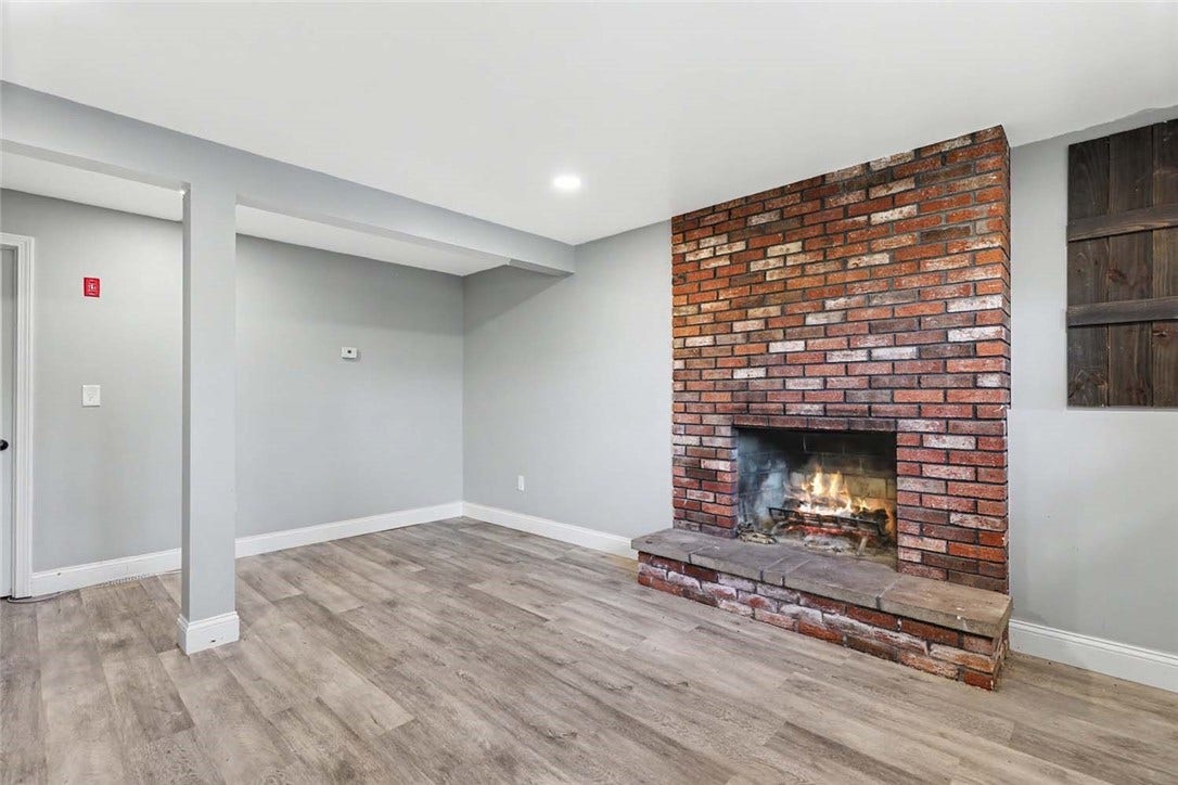 145 Grandview Avenue, Lincoln, RI 02865 145 Grandview Avenue, Lincoln, RI 02865