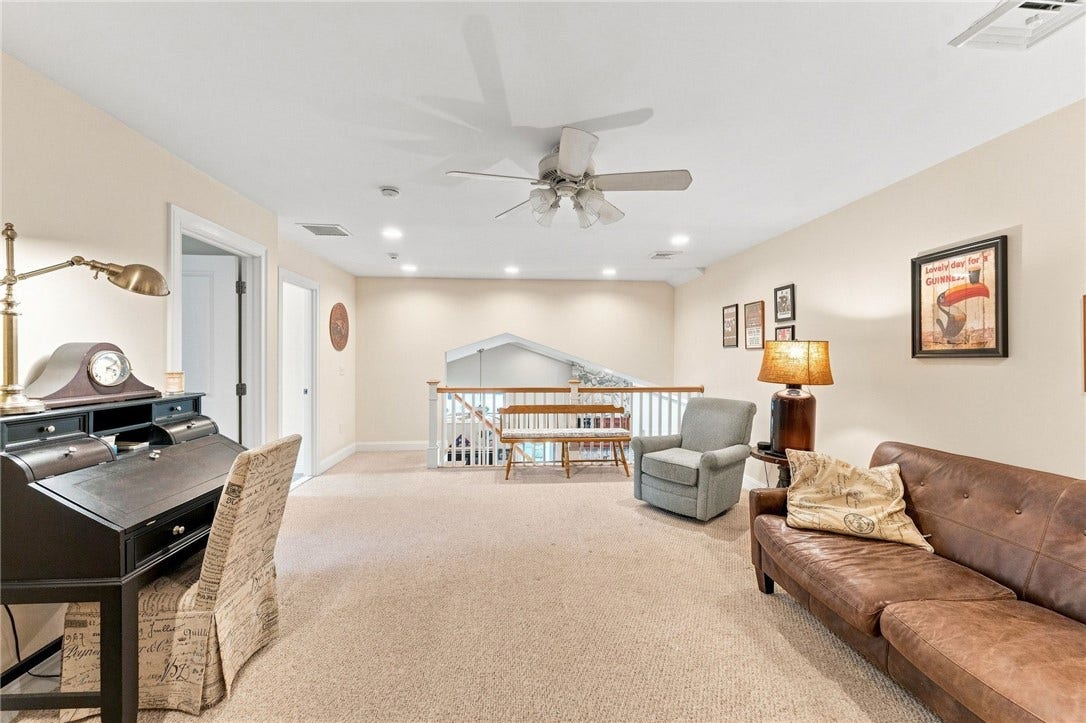 135 Brandywyne Court, South Kingstown, RI 02879 135 Brandywyne Court, South Kingstown, RI 02879