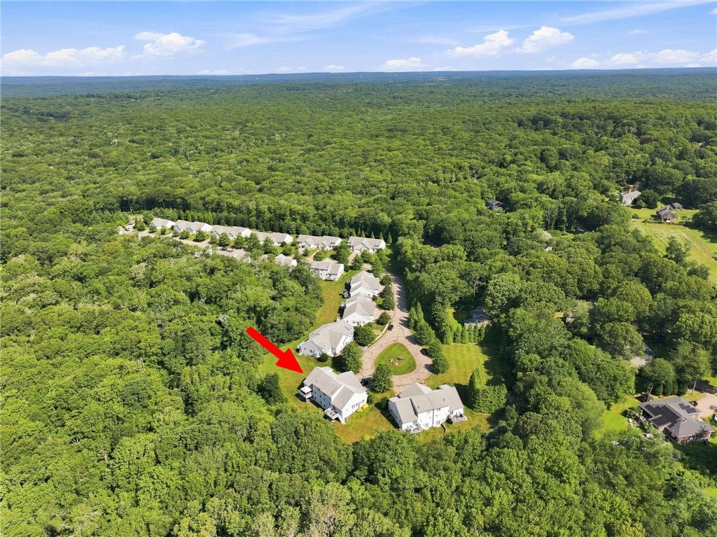135 Brandywyne Court, South Kingstown, RI 02879 135 Brandywyne Court, South Kingstown, RI 02879