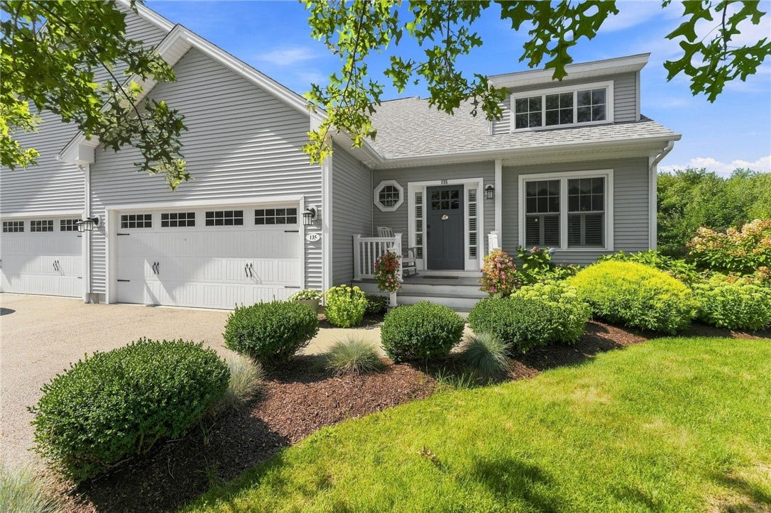 135 Brandywyne Court, South Kingstown, RI 02879 135 Brandywyne Court, South Kingstown, RI 02879