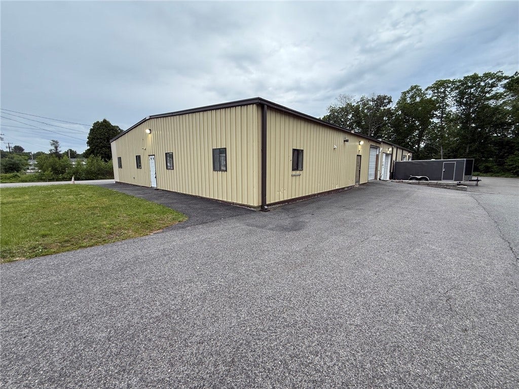 17 industrial Drive, Smithfield, RI 02917 17 industrial Drive, Smithfield, RI 02917
