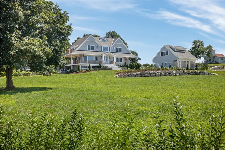 Property photo for 10 High Hill Road, Tiverton, RI