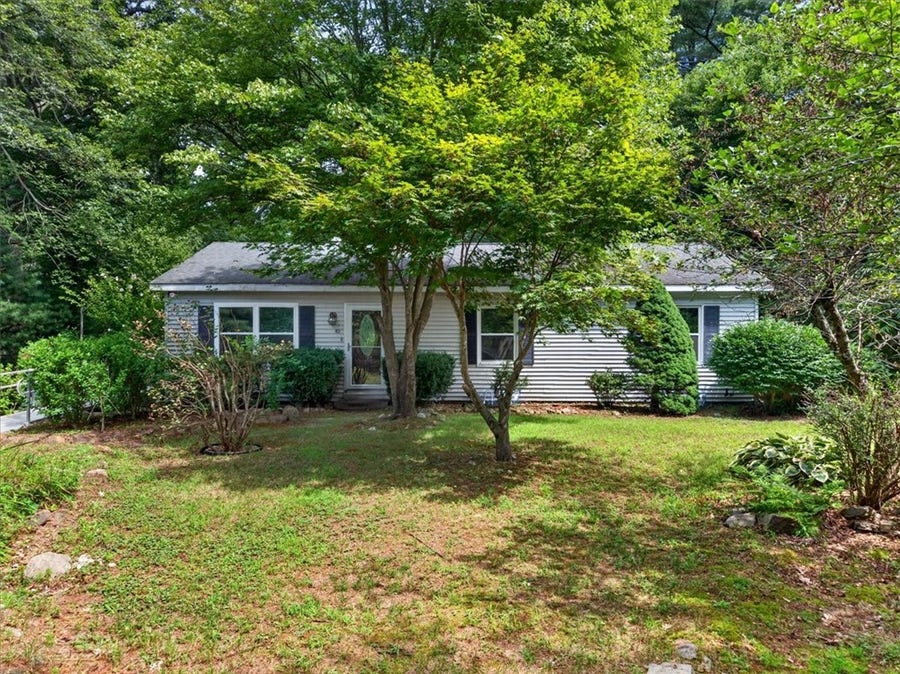 Property photo for 40 Thurston Drive, Hopkinton, RI