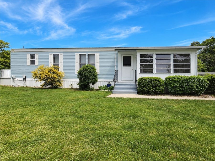 Property photo for 158 Holiday Court, South Kingstown, RI