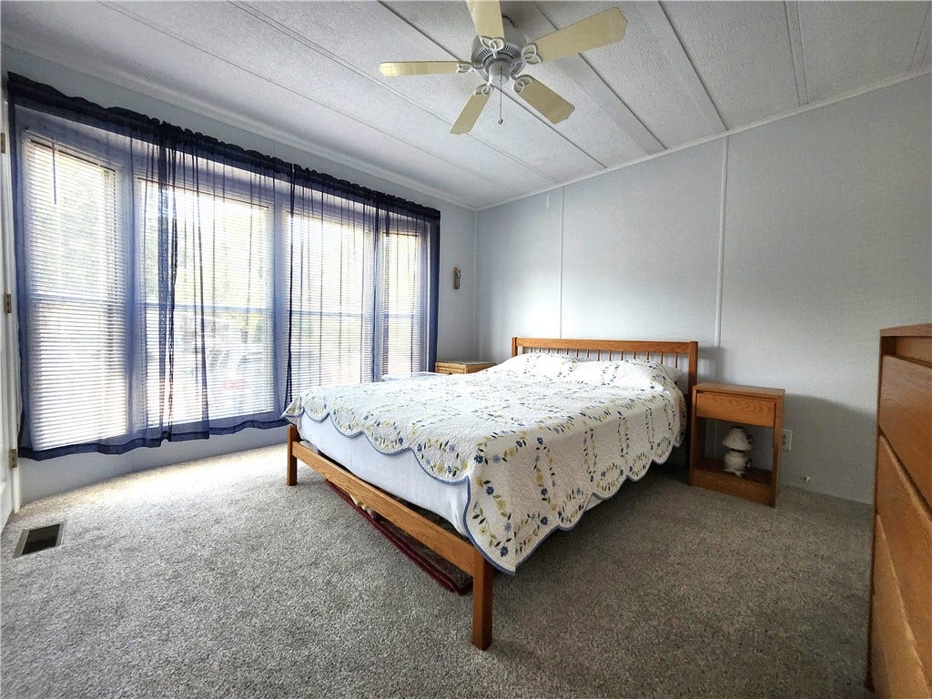 158 Holiday Court, South Kingstown, RI 02879 158 Holiday Court, South Kingstown, RI 02879