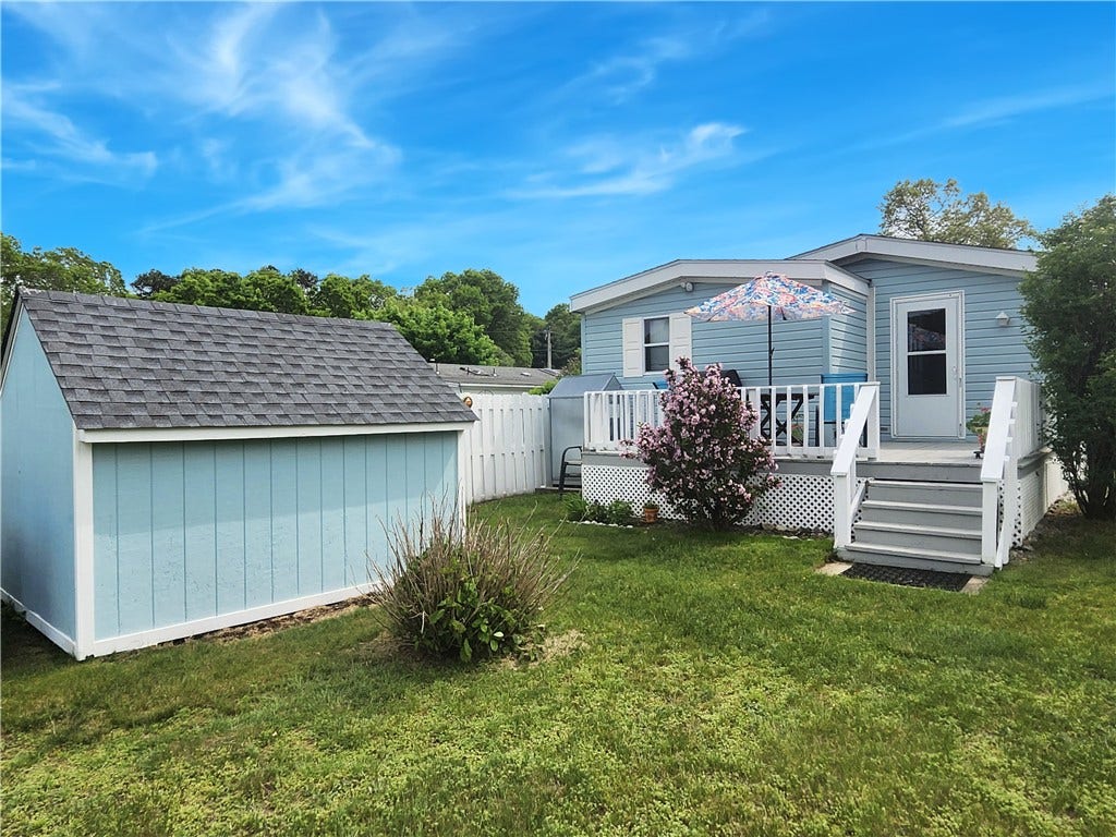 158 Holiday Court, South Kingstown, RI 02879 158 Holiday Court, South Kingstown, RI 02879