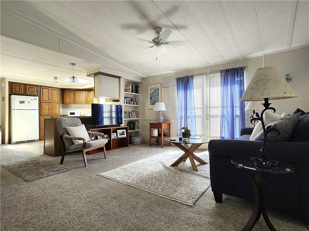 158 Holiday Court, South Kingstown, RI 02879 158 Holiday Court, South Kingstown, RI 02879