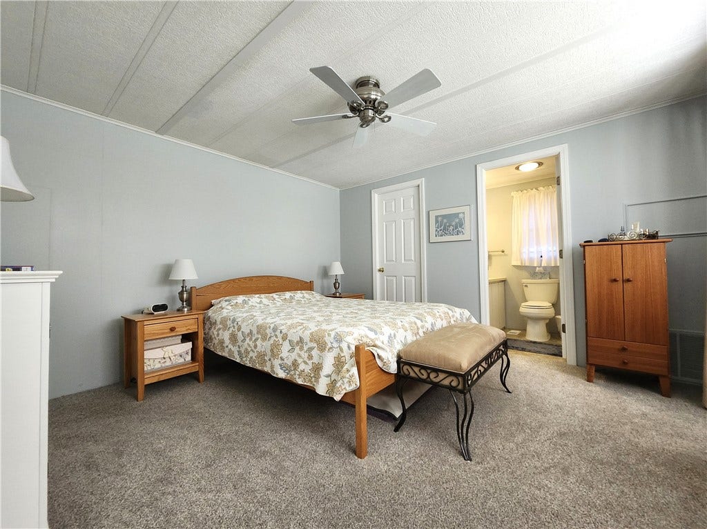 158 Holiday Court, South Kingstown, RI 02879 158 Holiday Court, South Kingstown, RI 02879
