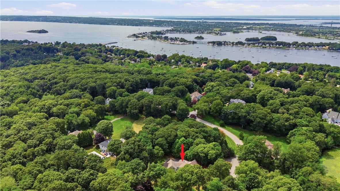 242 Church Pond Drive, Tiverton, RI 02878 242 Church Pond Drive, Tiverton, RI 02878