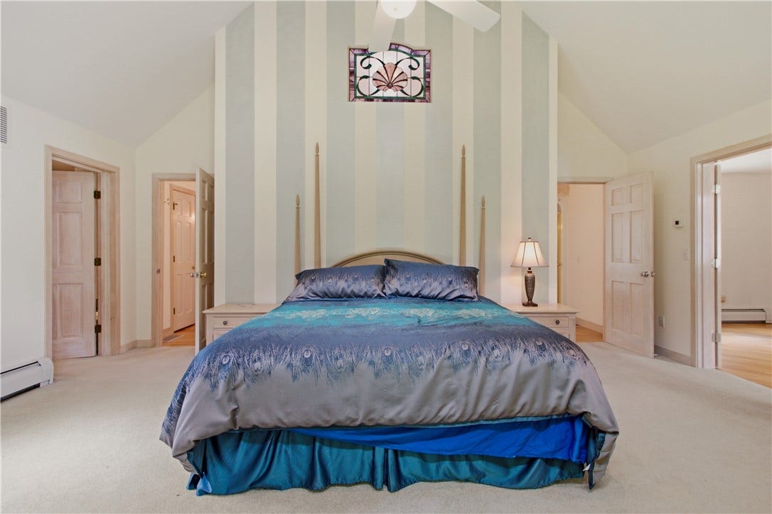 242 Church Pond Drive, Tiverton, RI 02878 242 Church Pond Drive, Tiverton, RI 02878