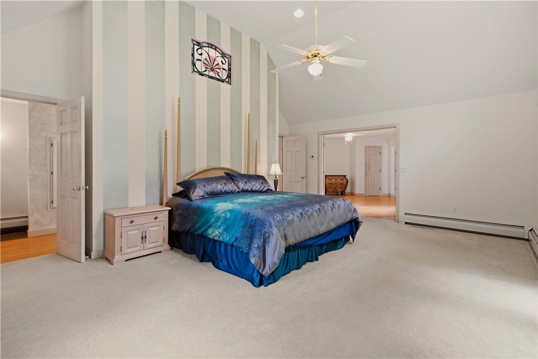 242 Church Pond Drive, Tiverton, RI 02878 242 Church Pond Drive, Tiverton, RI 02878