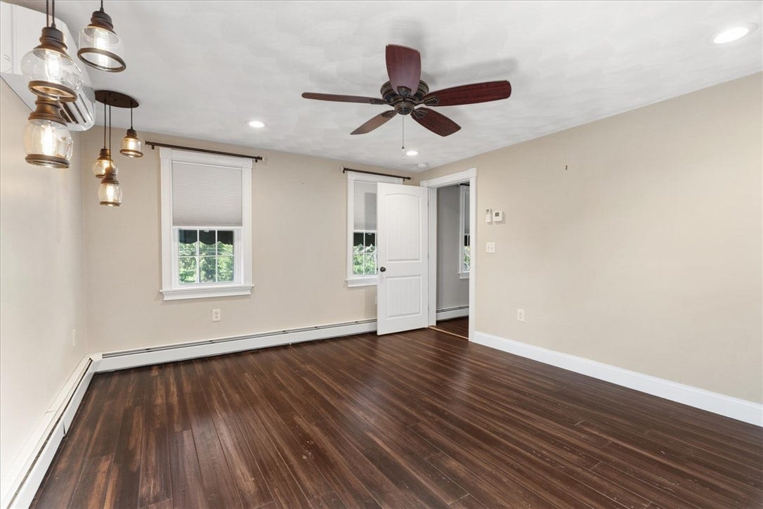 513 Woonasquatucket Avenue, North Providence, RI 02911 513 Woonasquatucket Avenue, North Providence, RI 02911