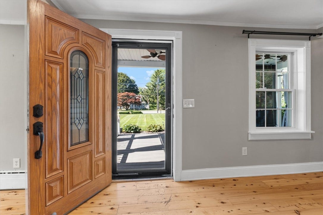 513 Woonasquatucket Avenue, North Providence, RI 02911 513 Woonasquatucket Avenue, North Providence, RI 02911