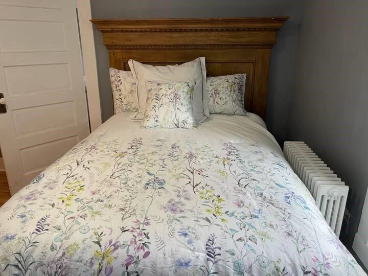 18 Almy Street, Newport, RI 02840 18 Almy Street, Newport, RI 02840