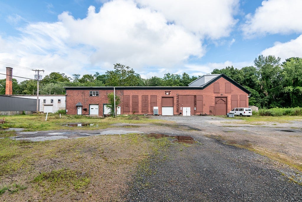 49 Mechanic Street, Hopkinton, RI 02832 49 Mechanic Street, Hopkinton, RI 02832