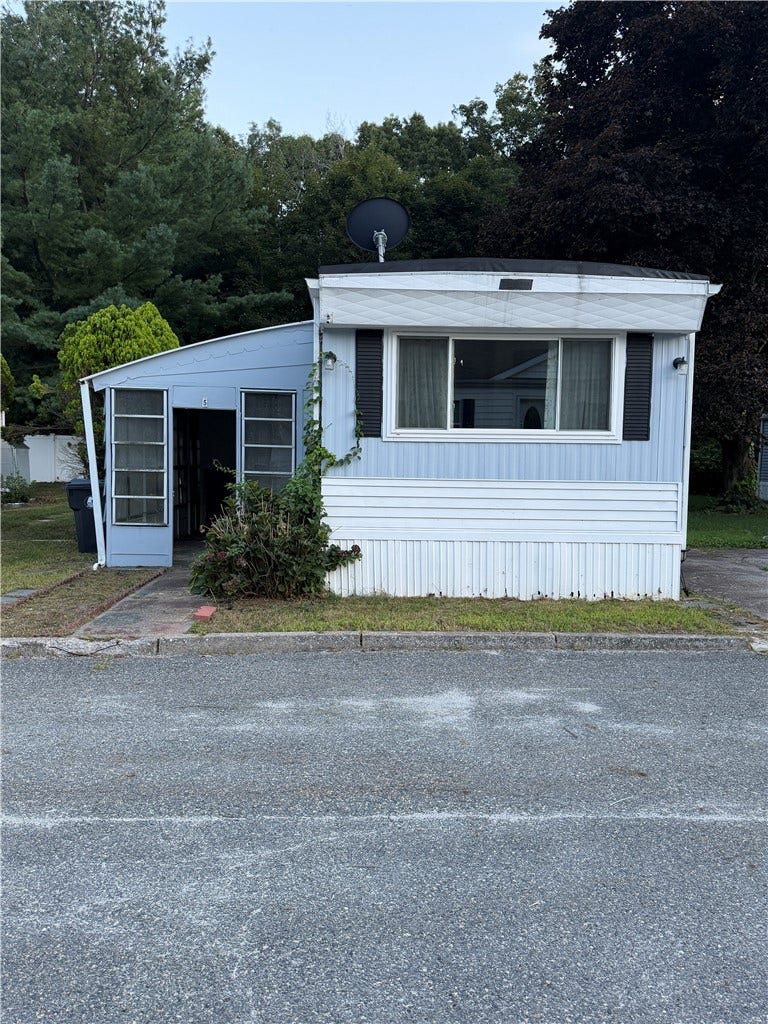 Property photo for 27 Woodward Unit 5 Road, Lincoln, RI