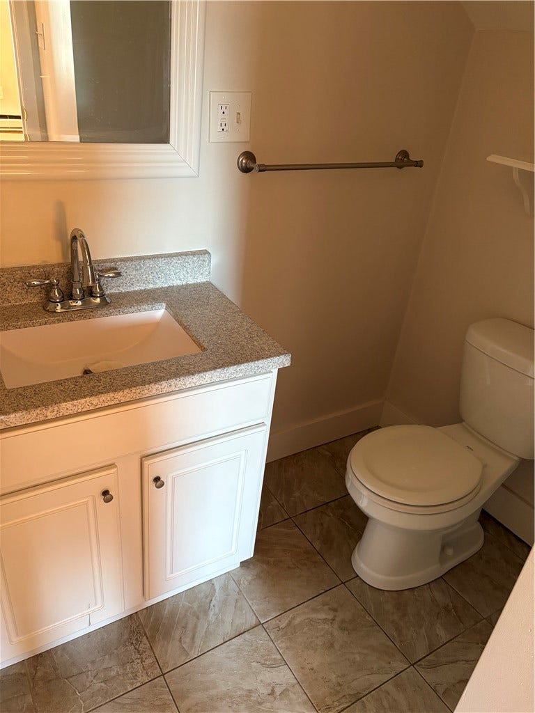 239 Main St. Street, #3, East Greenwich, RI 02840