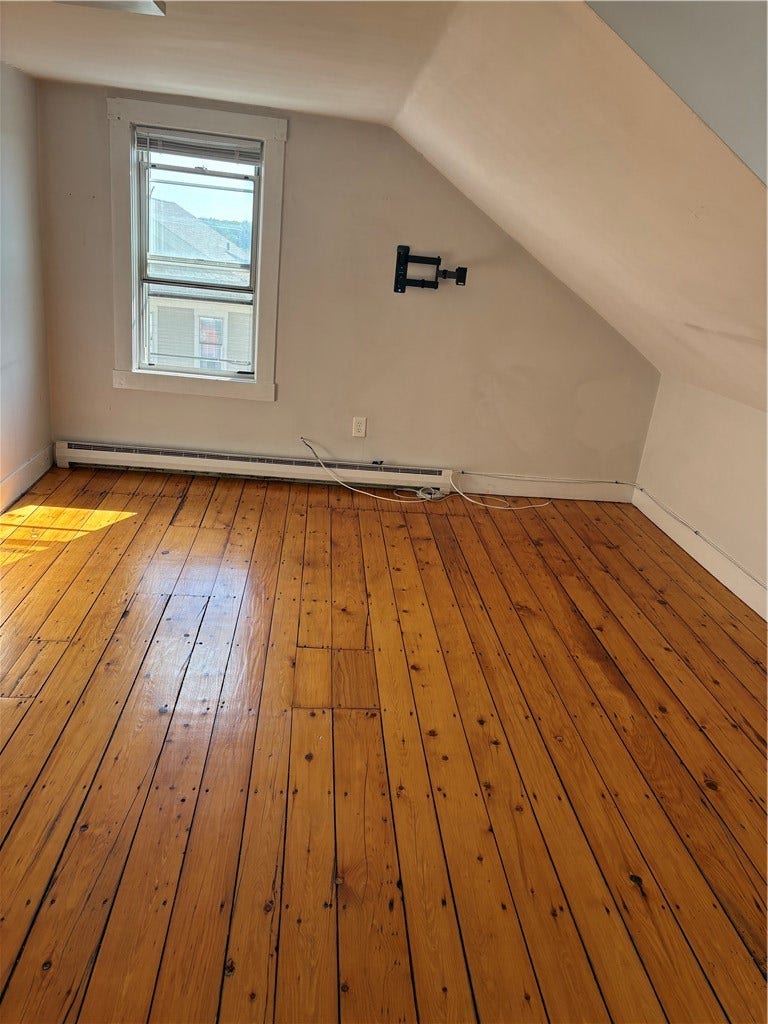 239 Main St. Street, #3, East Greenwich, RI 02840