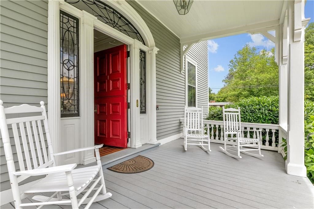 1 Red Cross Avenue, #10, Newport, RI 02840 1 Red Cross Avenue, #10, Newport, RI 02840