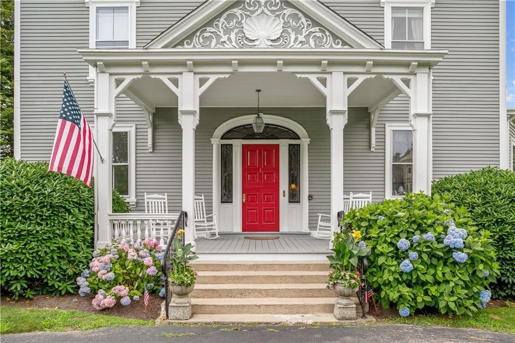 1 Red Cross Avenue, #10, Newport, RI 02840 1 Red Cross Avenue, #10, Newport, RI 02840
