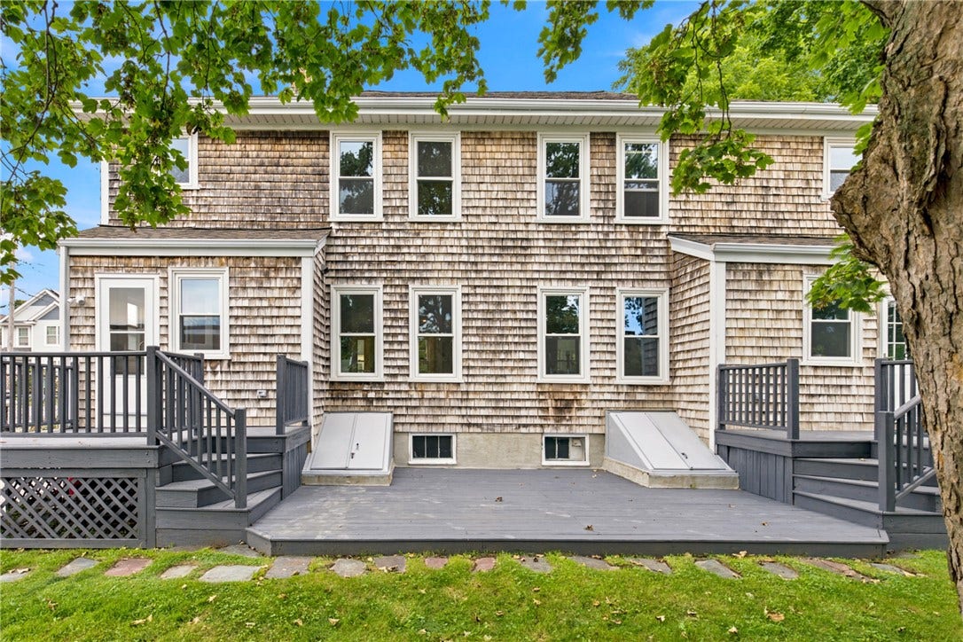 21 Princeton Street, Newport, RI 02840 21 Princeton Street, Newport, RI 02840