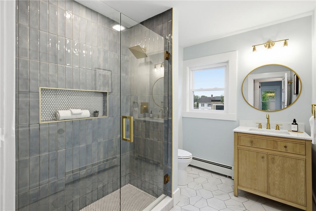 21 Princeton Street, Newport, RI 02840 21 Princeton Street, Newport, RI 02840