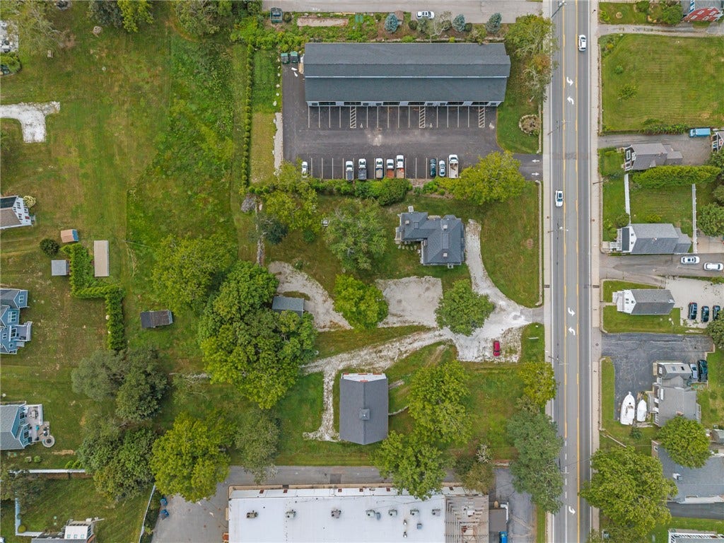2967 East Main Road, Portsmouth, RI 02871 2967 East Main Road, Portsmouth, RI 02871