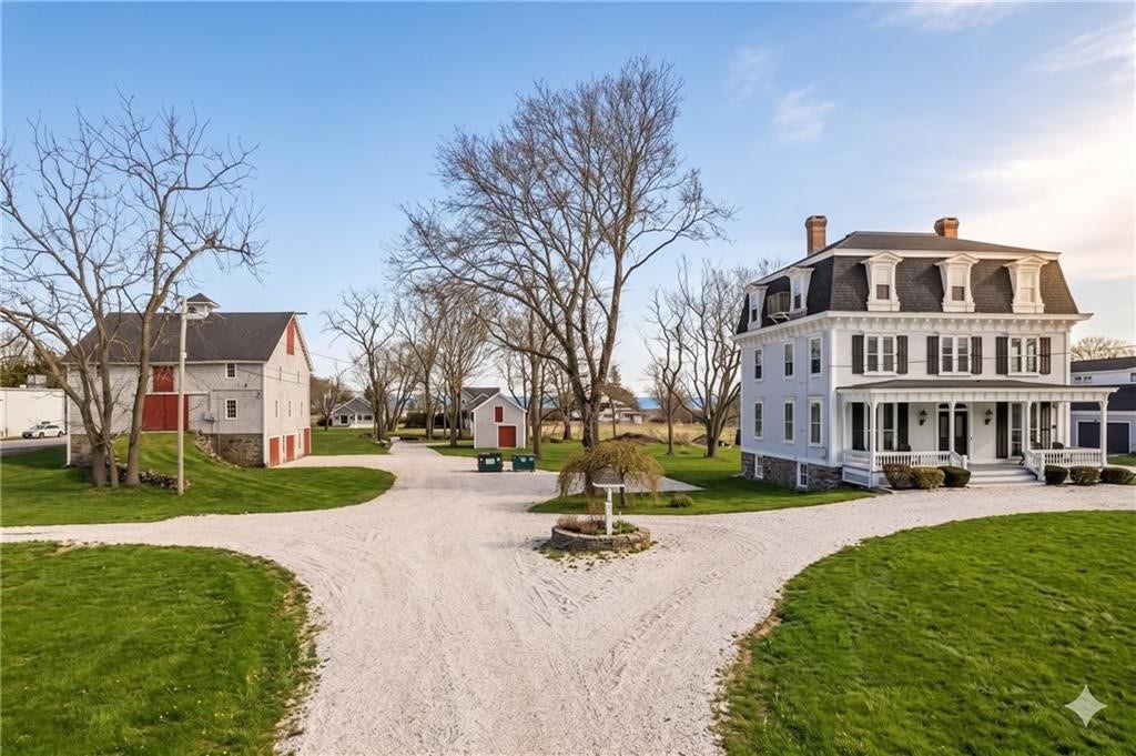 2967 East Main Road, Portsmouth, RI 02871 2967 East Main Road, Portsmouth, RI 02871