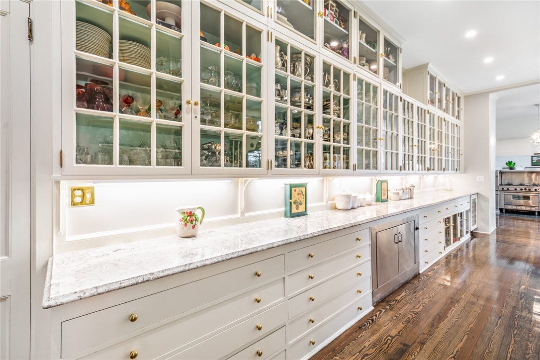 115 Narragansett Avenue, Newport, RI 02840 115 Narragansett Avenue, Newport, RI 02840